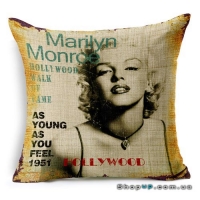 Подушка Marilyn Monroe