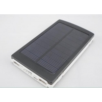 Power Bank портативное зарядное устройство на солнечной батарее